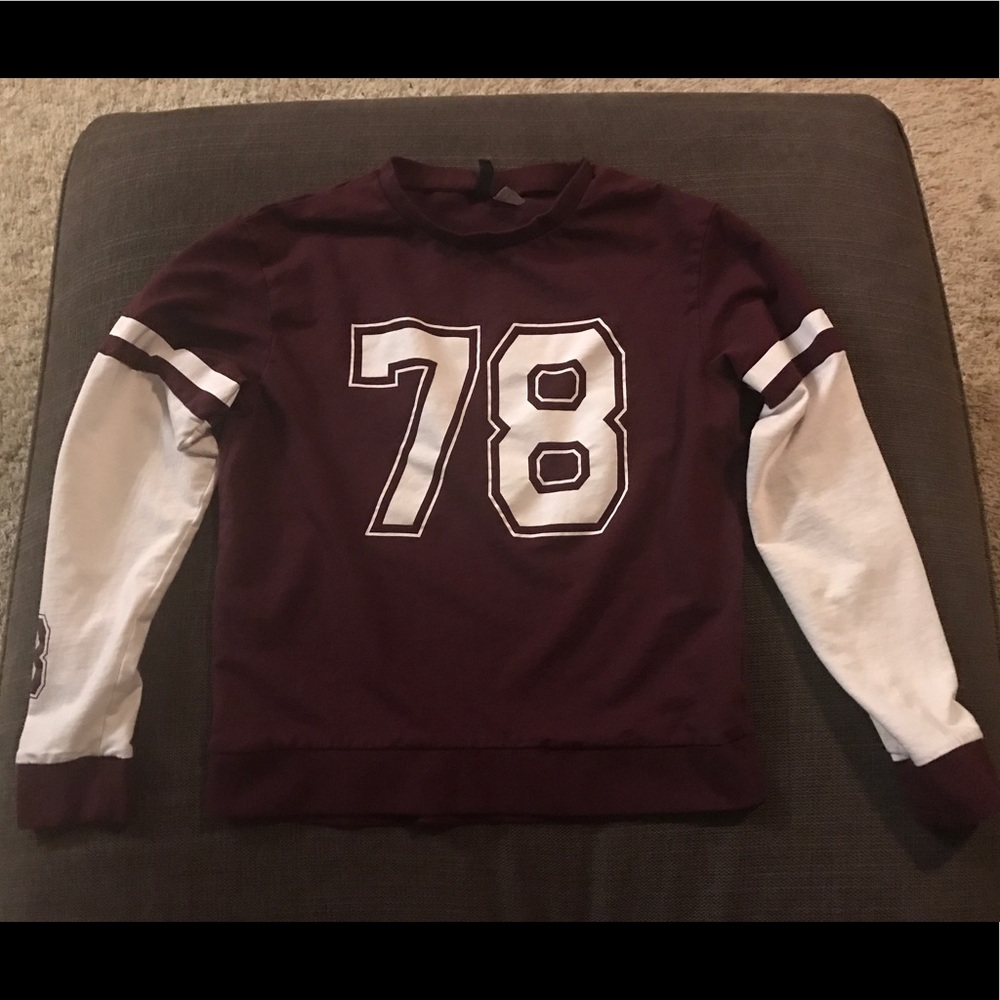 H&M crew neck long sleeve top size Medium